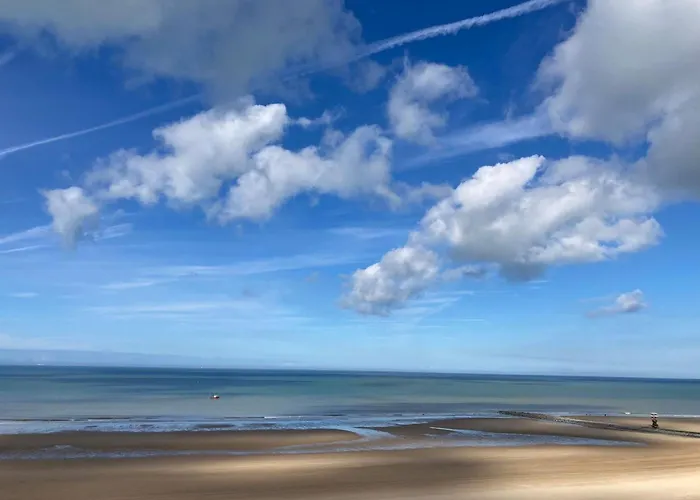 Happy In Oostende - Lovely Apartment With Seaview At The Beach
