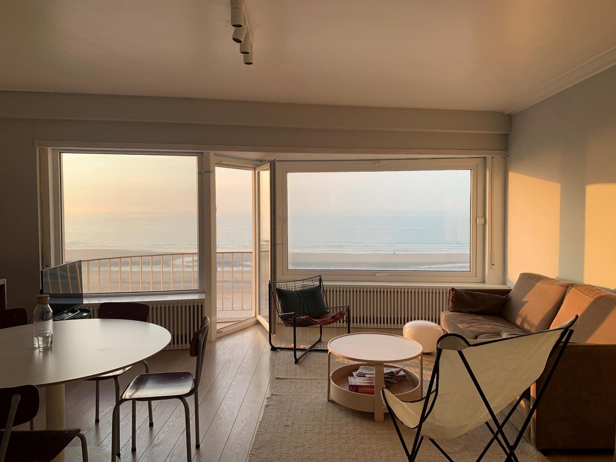 Happy In - Lovely With Seaview At The *
